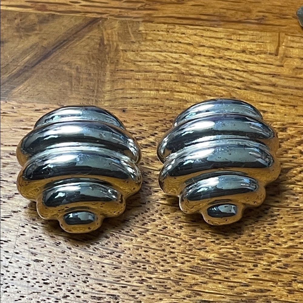 Vintage Nina Ricci silvertone Tiered pierced clip on Earrings
